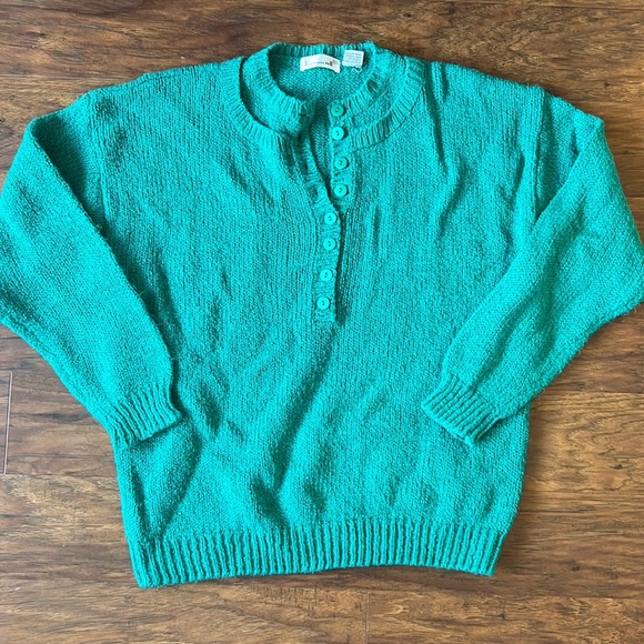 Sweaters - Vintage Green Sweater